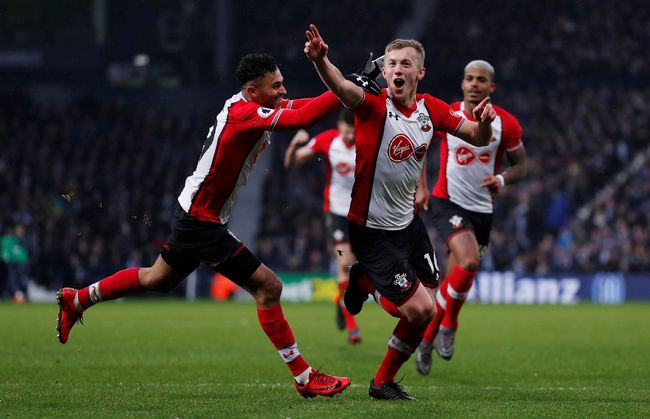 CBA最离谱球队，坐拥四大国手莫名输球，球迷怒喷主教练下课